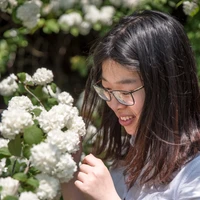Xueyan Zou's profile picture